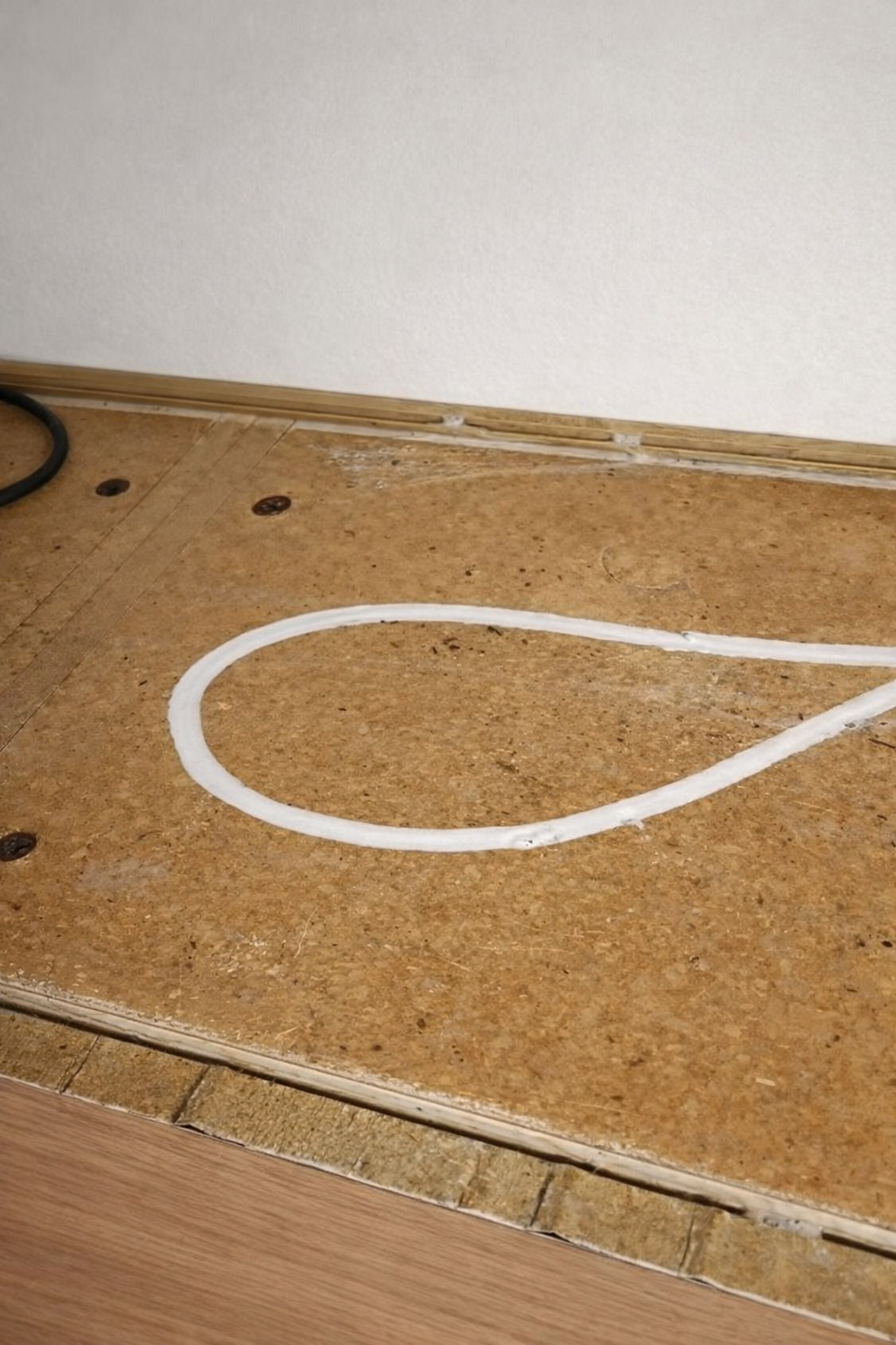 Floor before cleaning